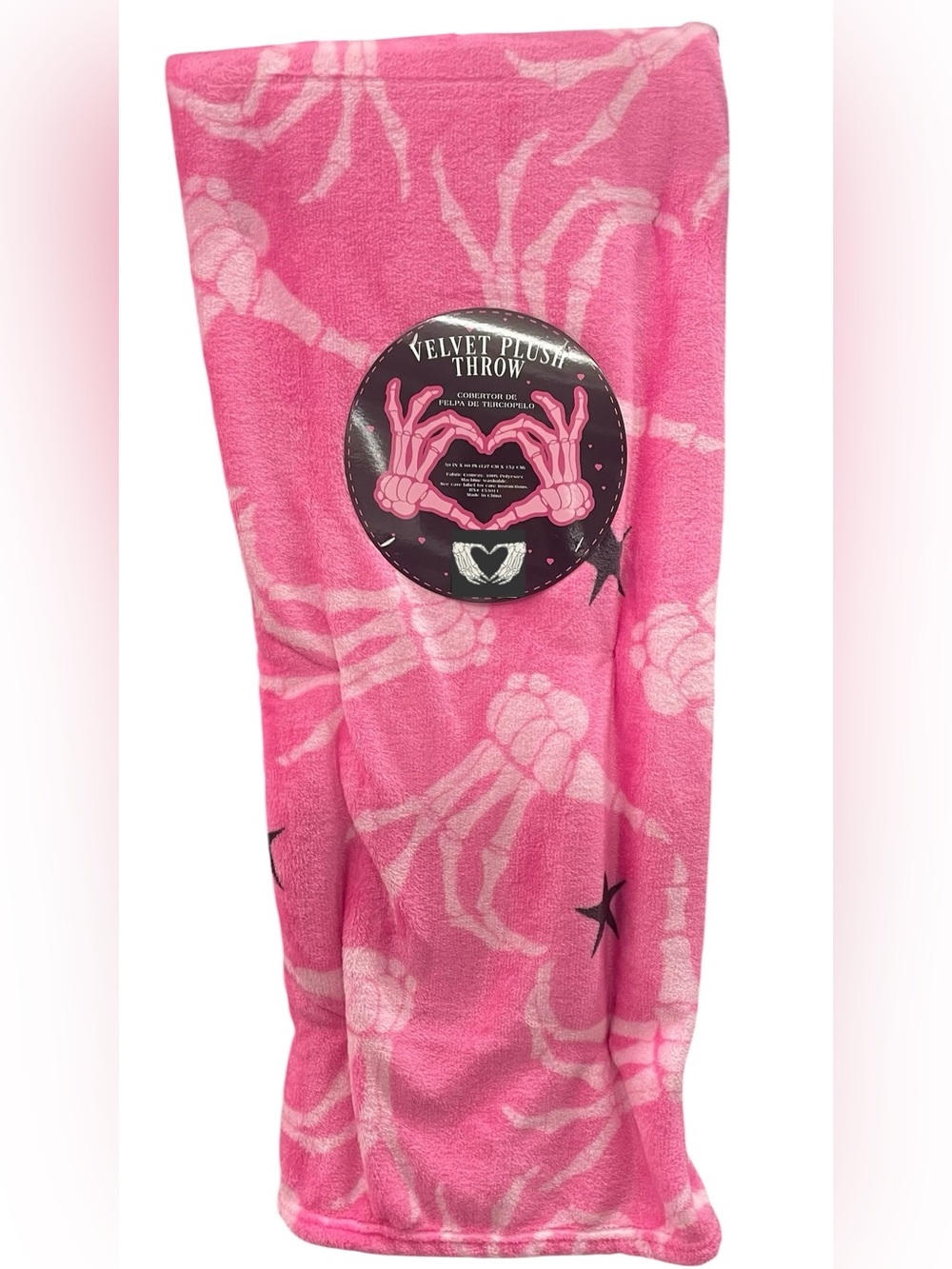 Halloween Heart Hands Bones Skeleton Velvet Plush Throw Pink 50 x 60 NEW NWT